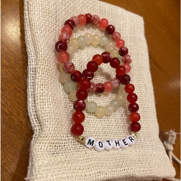 Accessories - Brand new Mother beaded bracelet